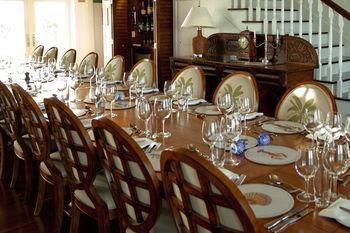 The Delphi Club At Rolling Harbour Hotel Sandy Point Settlement Exterior foto